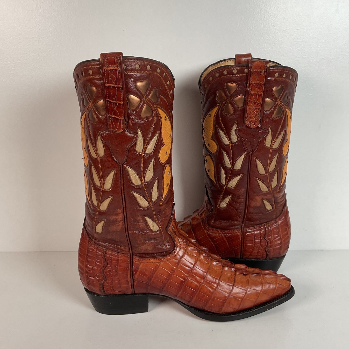 Cuadra Alligator Tail Cowgirl Boots | Butterfly Inlay | Men’s 7 | Women’s 8