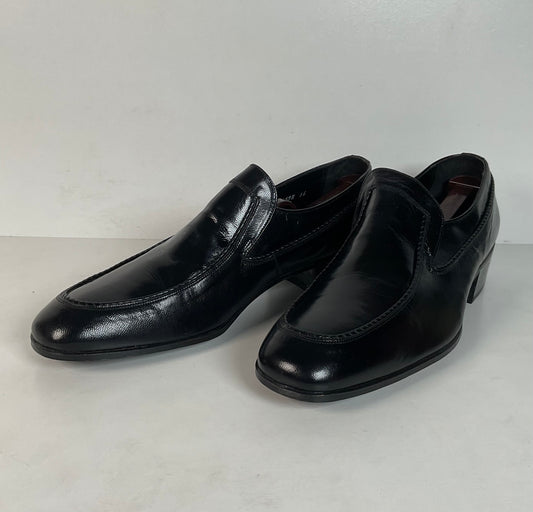 Vintage Florsheim Designer Collection | Apron Toe Loafers | 1970s | Black | 12 B