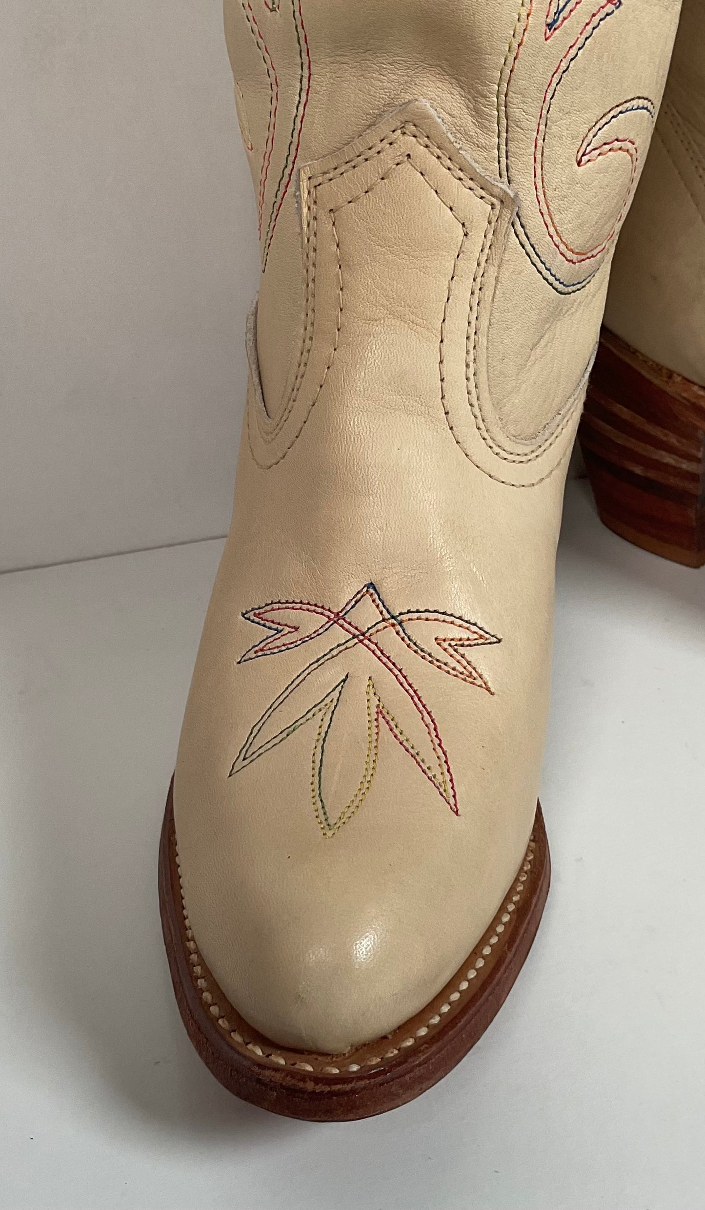 Vintage Miss Capezio Tulip Cowgirl Boots 7.5 M USA Made Rainbow Stitched